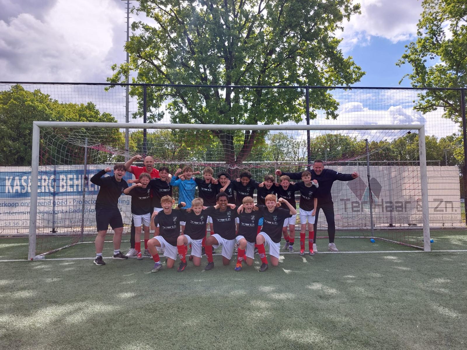Candia'66 JO13-1 kampioen hoofdklasse